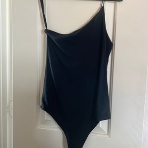 Aritzia Black one shoulder bodysuit